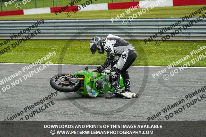 donington no limits trackday;donington park photographs;donington trackday photographs;no limits trackdays;peter wileman photography;trackday digital images;trackday photos